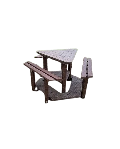 PR040 - Arredo in plastica riciclata