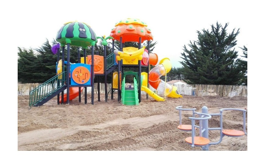 PLAYGROUND DA ESTERNO RAP RACE INSTALLATO IN FRANCIA 