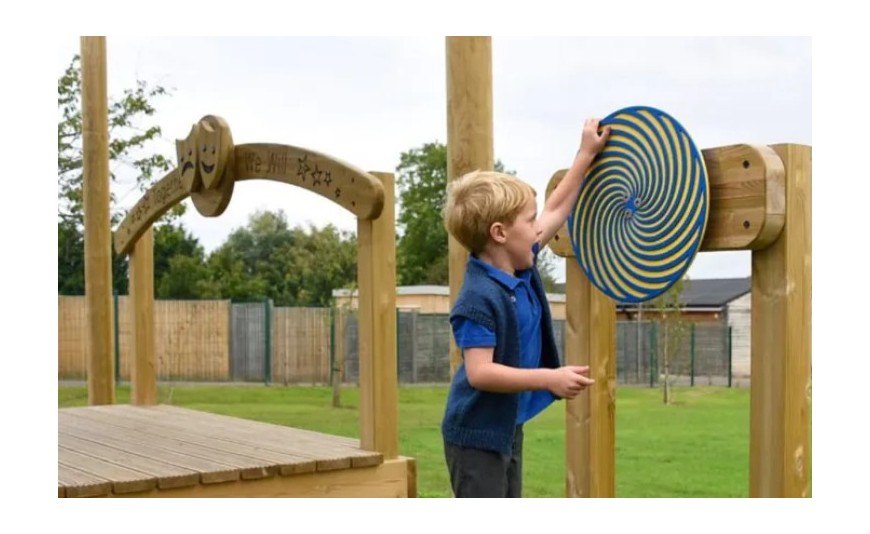 GIOCHI SENSORIALI PER BAMBINI:DIVERTIMENTO E SVILUPPO