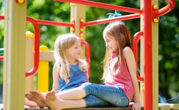 GIOCO E SOCIALIZZAZIONE NEI PARCHI: UNO SPAZIO DI CRESCITA 