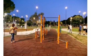 AREA FITNESS E POTENZIAMENTO DEL VERDE NEL PARCO GIOVANNI PAOLO II A BARI 