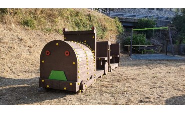 PLASTICA RICICLATA: IL FUTURO DEI GIOCHI PER PARCHI È VERDE