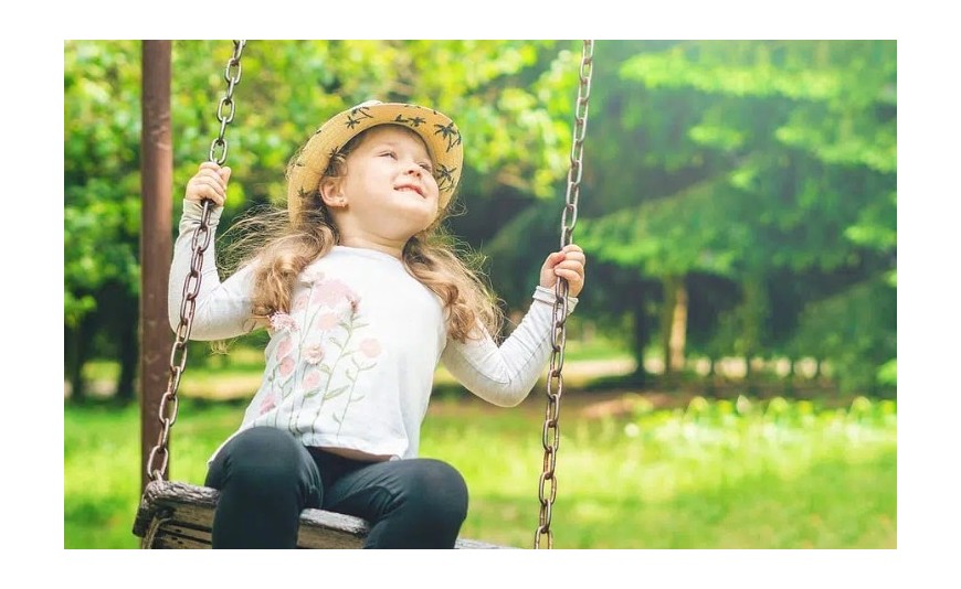 ALTALENA: L'IMPORTANZA NEL GIOCO DEI BAMBINI